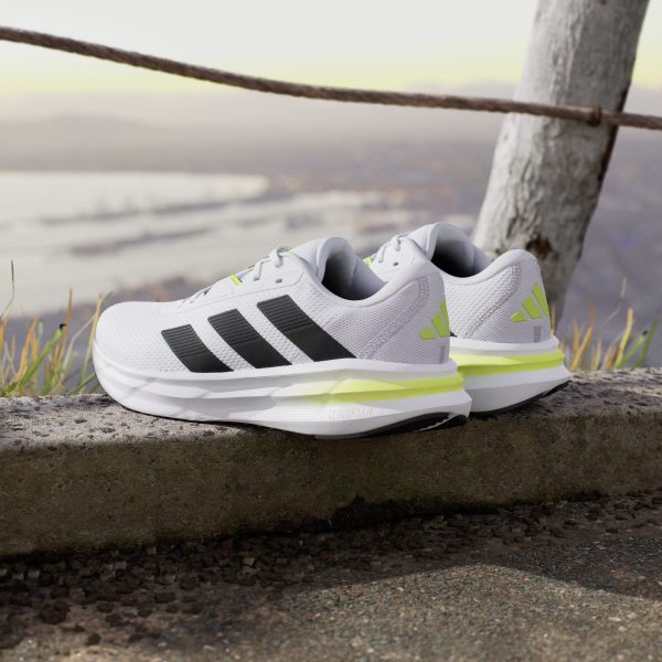 Giày sneaker Adidas Galaxy 7