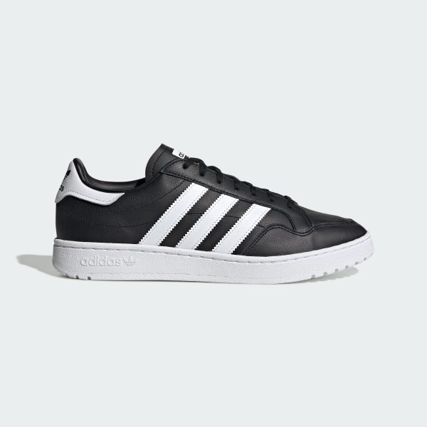 Giày sneaker Adidas Team Court