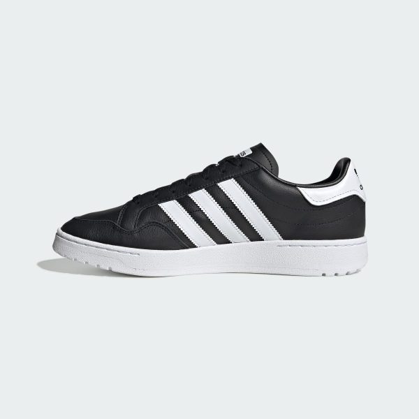 Giày sneaker Adidas Team Court